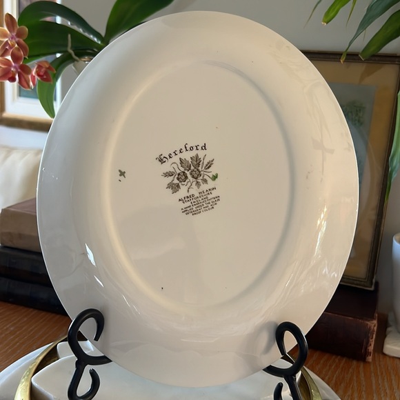 Vintage Alfred Meakin Hereford Platter, Cup + Saucer Set Staffordshire England - Picture 12 of 12